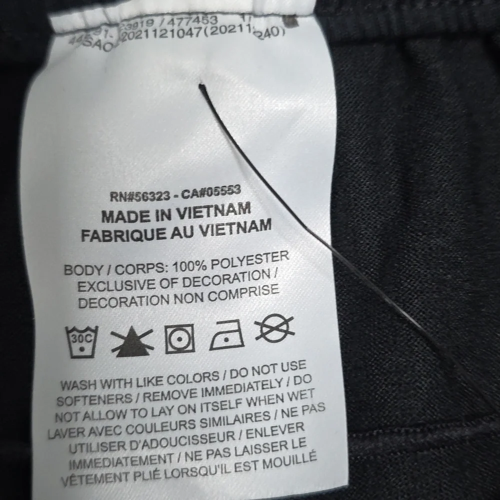 NWT Nike Yoga Black Athletic Men's Shorts - Size XL - Picture 4 of 7